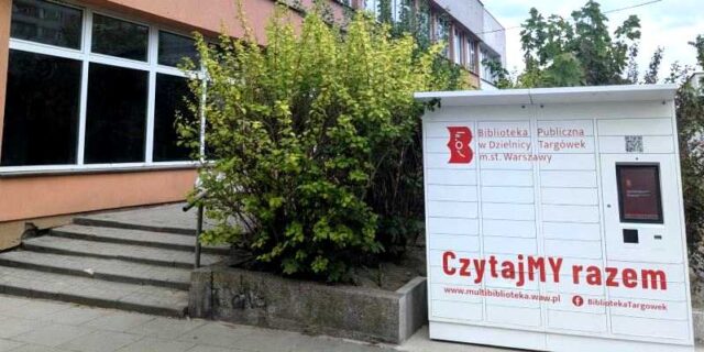 Książkomaty na Targówku Książkomat przy bibliotece na Bazyliańskej. Fot. Multibiblioteka