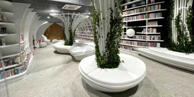 Metroteka - biblioteka na stacji Metro Kondratowicza. Fot. Metroteka